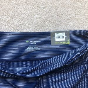 NWT DARK BLUE TEK GEAR LEGGINGS
